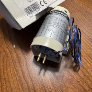(TEST) New* Honeywell RP7517B1016 Electronic Pneumatic Transducer Direct Action 2-10VDC